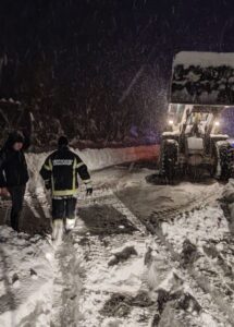 Vatrogasci evakuišu zavejane kod Surdulice